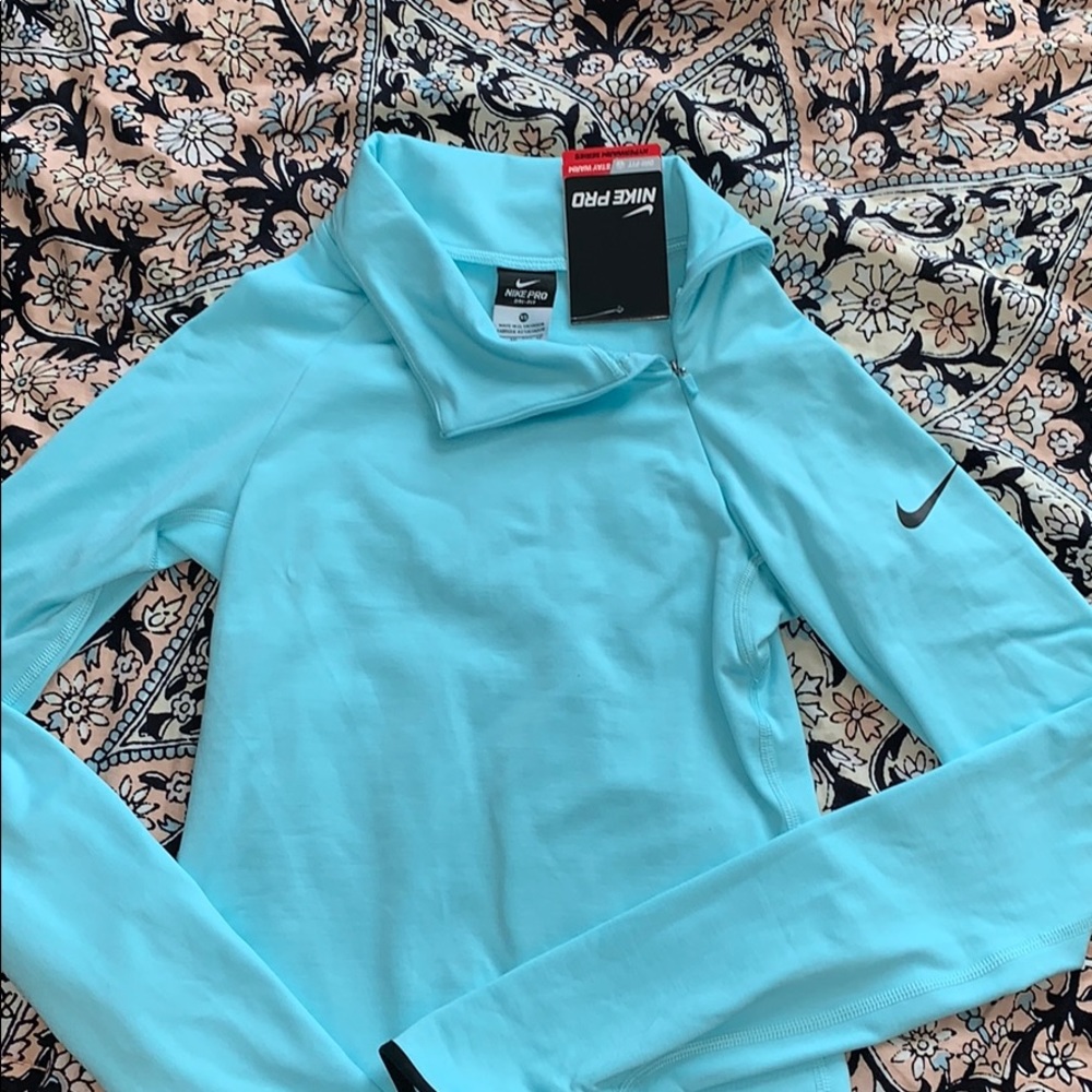 NIKE PRO Hyperwarm Series top